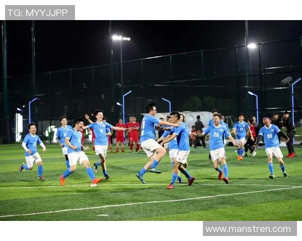 吴丽独家分享足球心得与技巧解析助你提升球技和战术理解 吴丽独家分享足球心得与技巧解析助你提升球技和战术理解